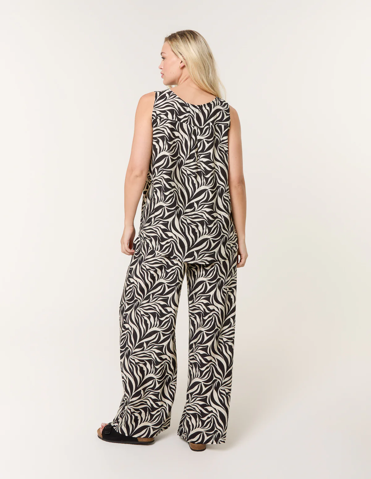 Leaf Print Vest and Trouser Set - Image 4