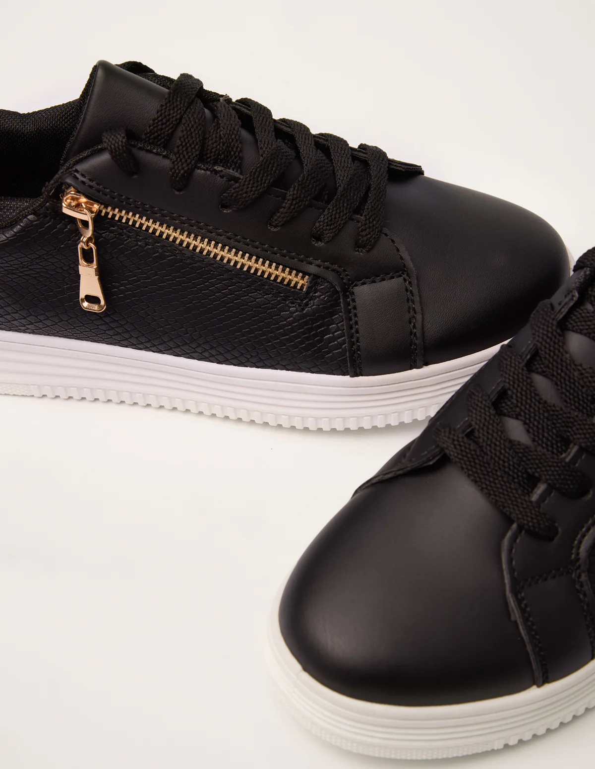 Platform Trainers - Image 3