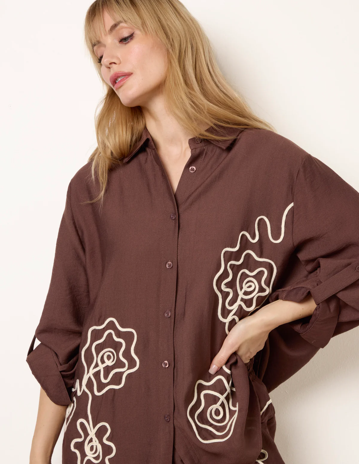 Floral Embroidery Shirt - Image 3
