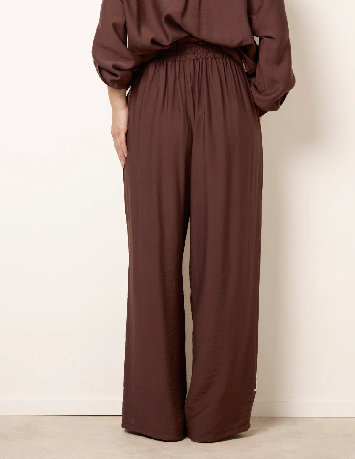 Floral Embroidery Trousers - Image 4