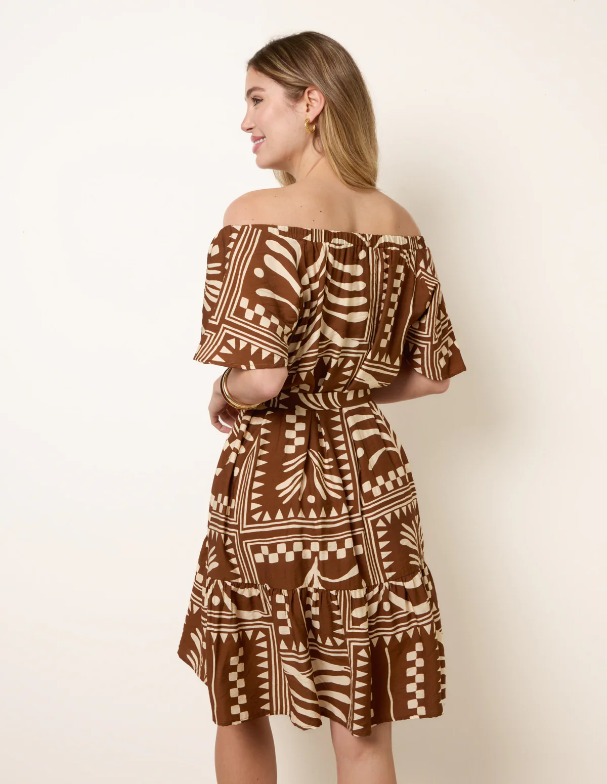 Bardot Off The Shoulder Dress - Image 4