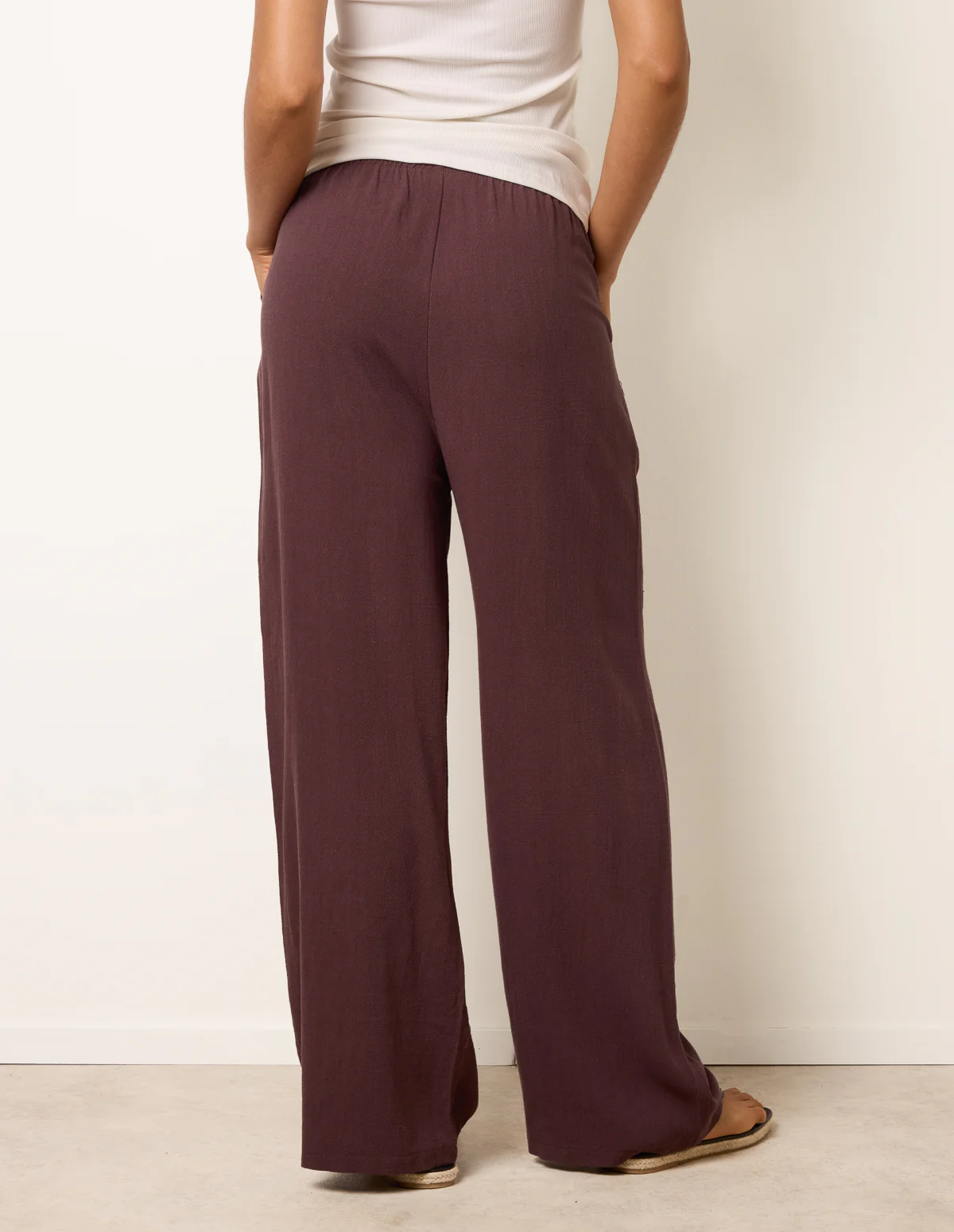 Linen-Blend Drawstring Trousers - Image 4