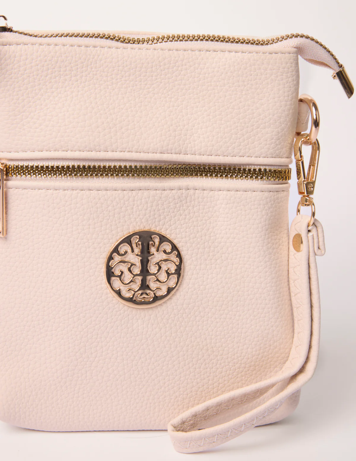Cross Body Pouch Bag - Image 4