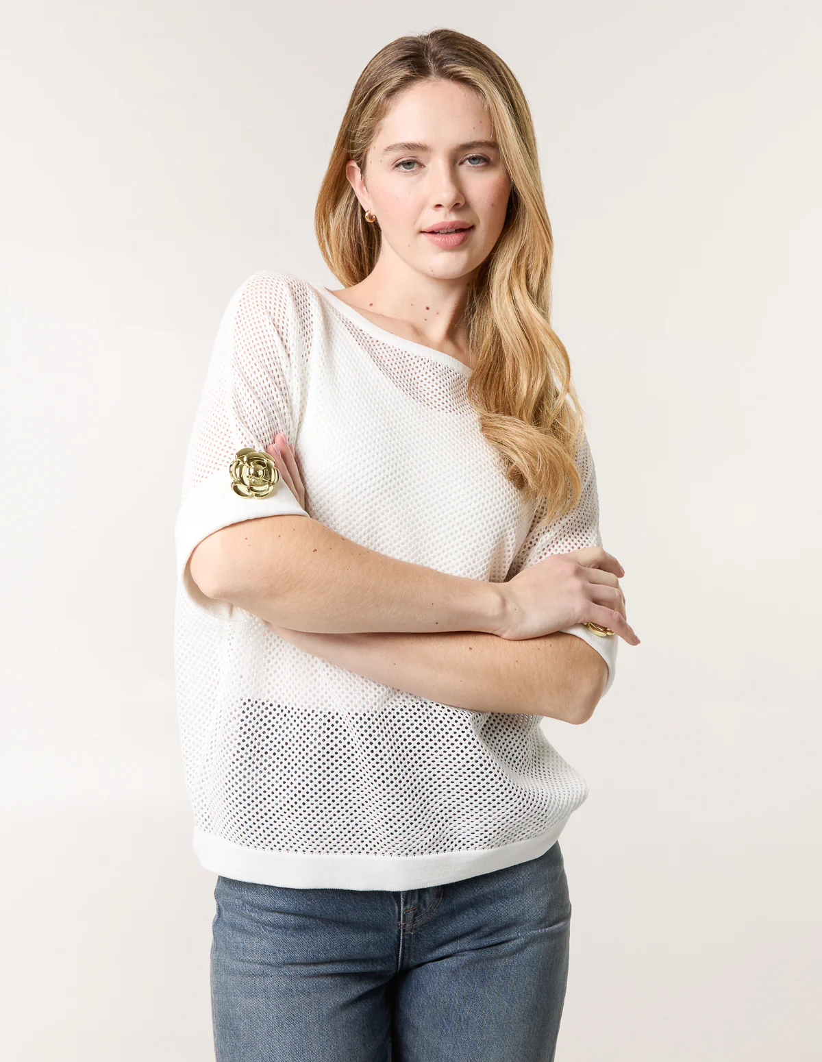 Crochet Gold Flower Brooch Detailed Top