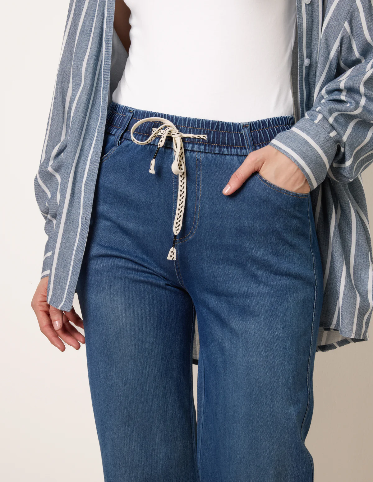 Elasticated Waist Jeans - Image 4