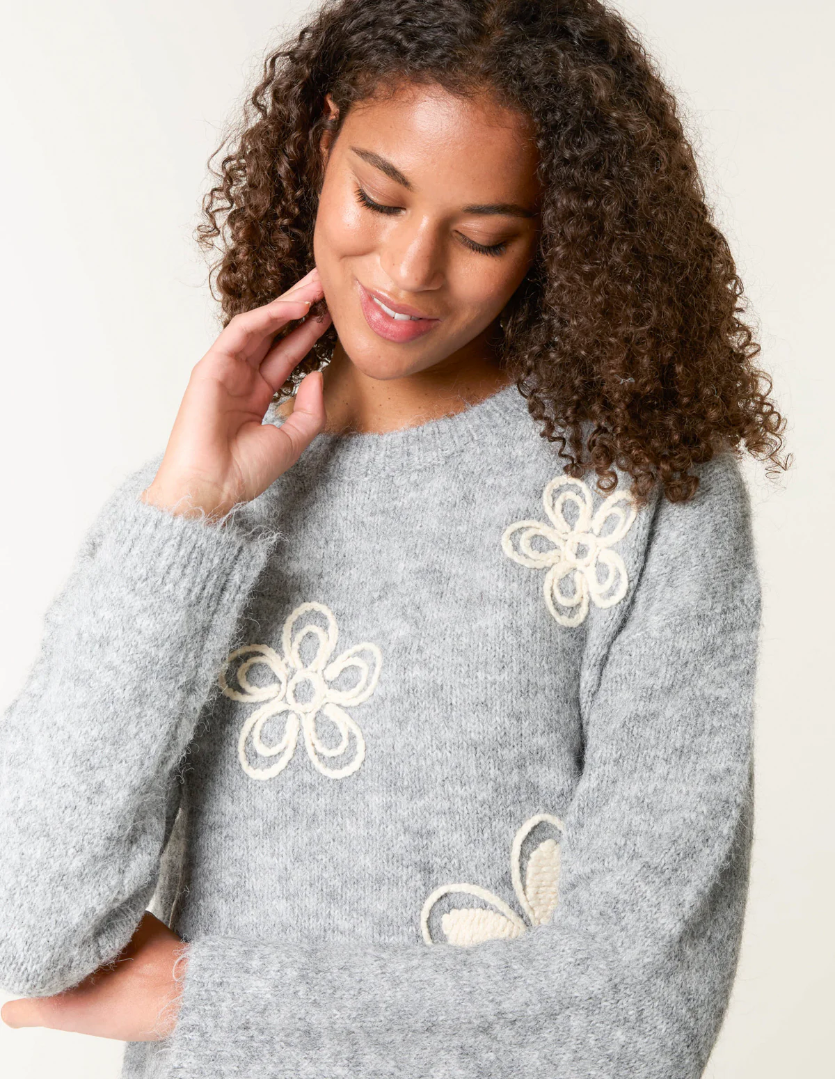 Jumper With Embroidered Flowers - Image 2