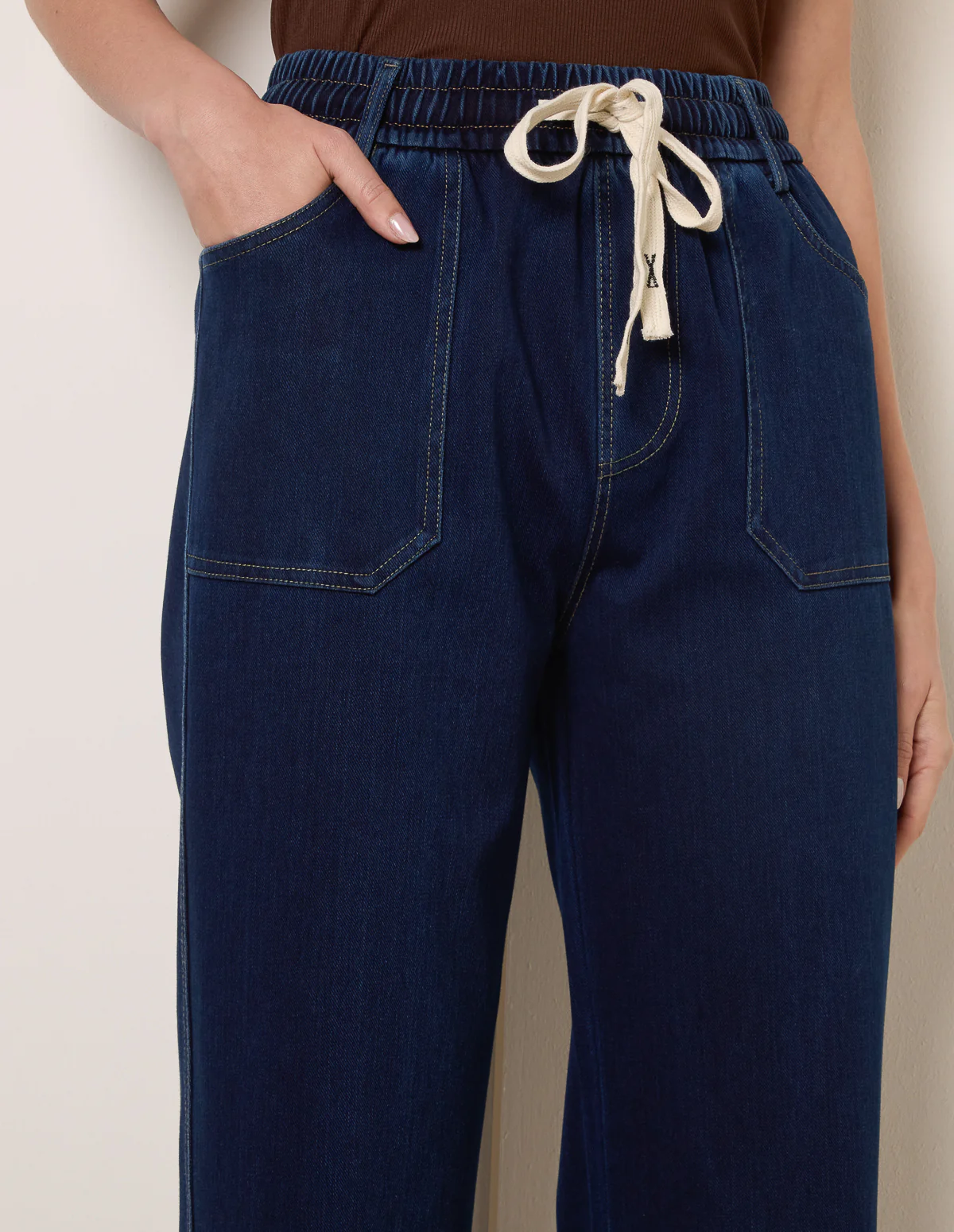 Contrast Drawstring Waist Wide Leg Trousers - Image 4