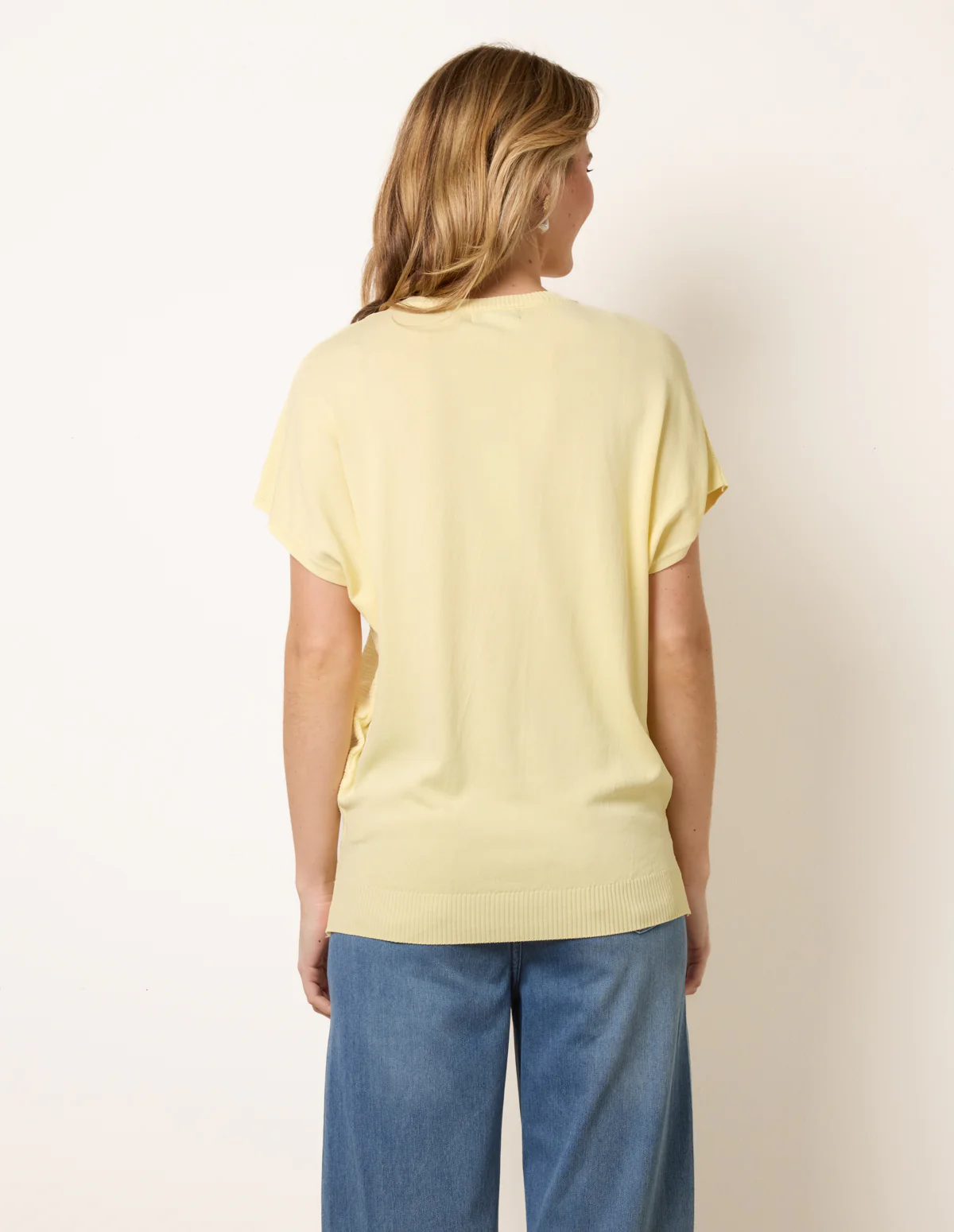 Textured Sleeveless Knit Top - Image 4