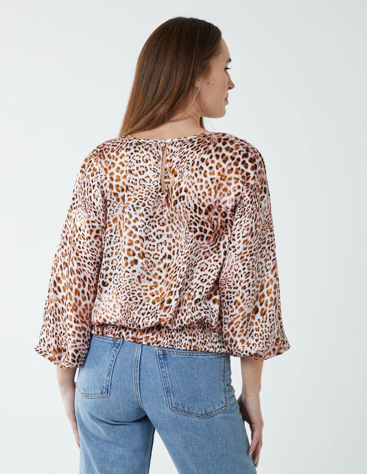 Leopard Print Round Neck Batwing Shirred Hemband Top - Image 4
