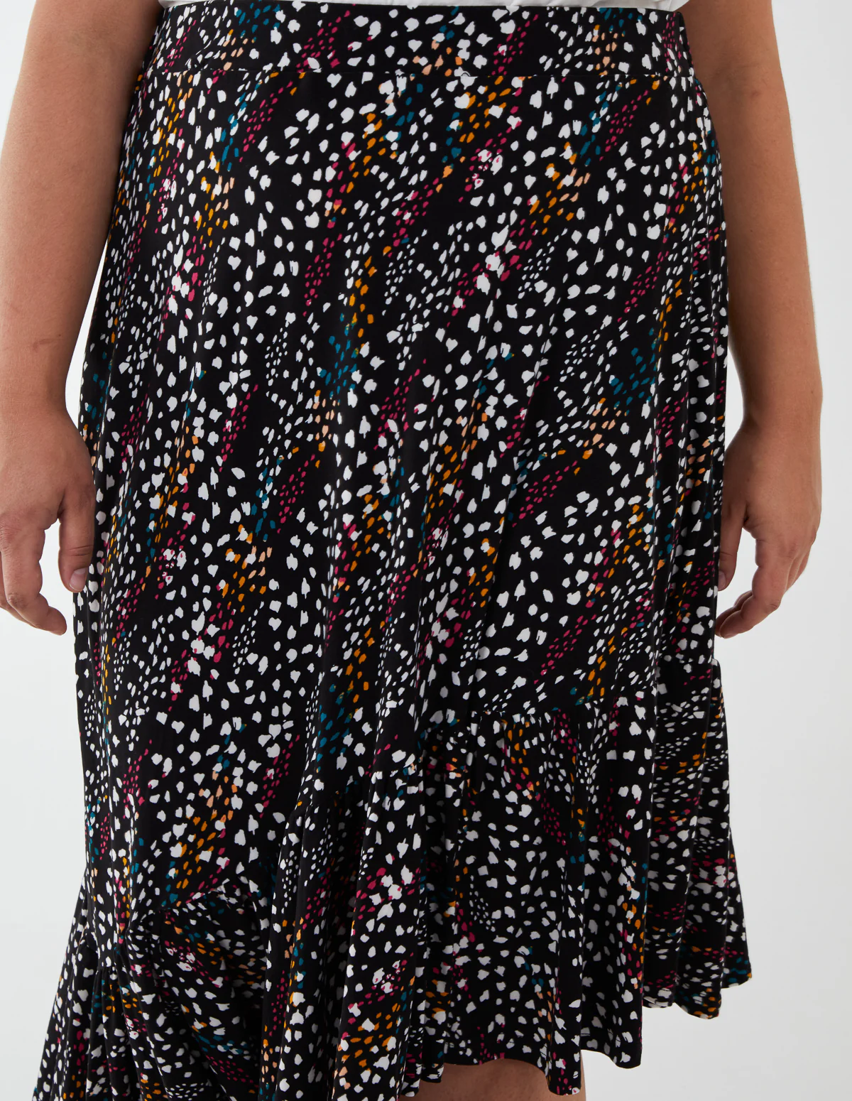 Curve Asymmetric Hem Midi Skirt - Image 4