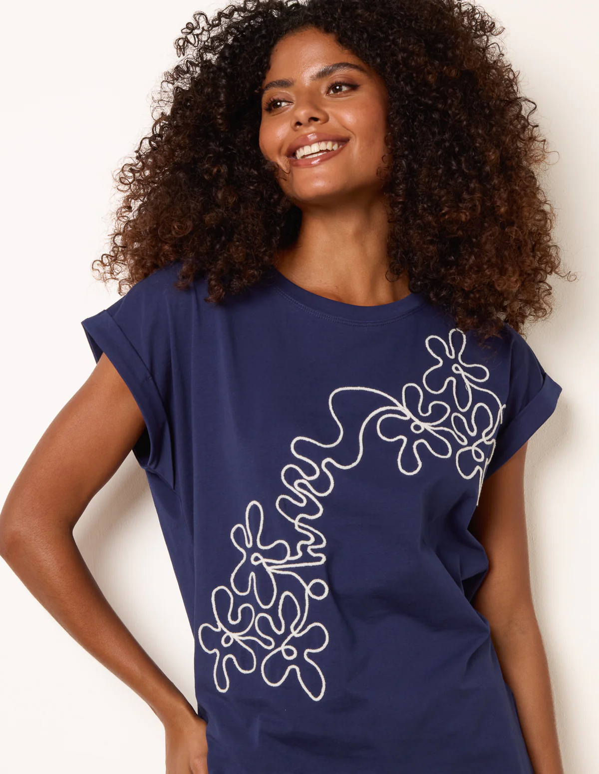 T-Shirt With Floral Embroidery - Image 3