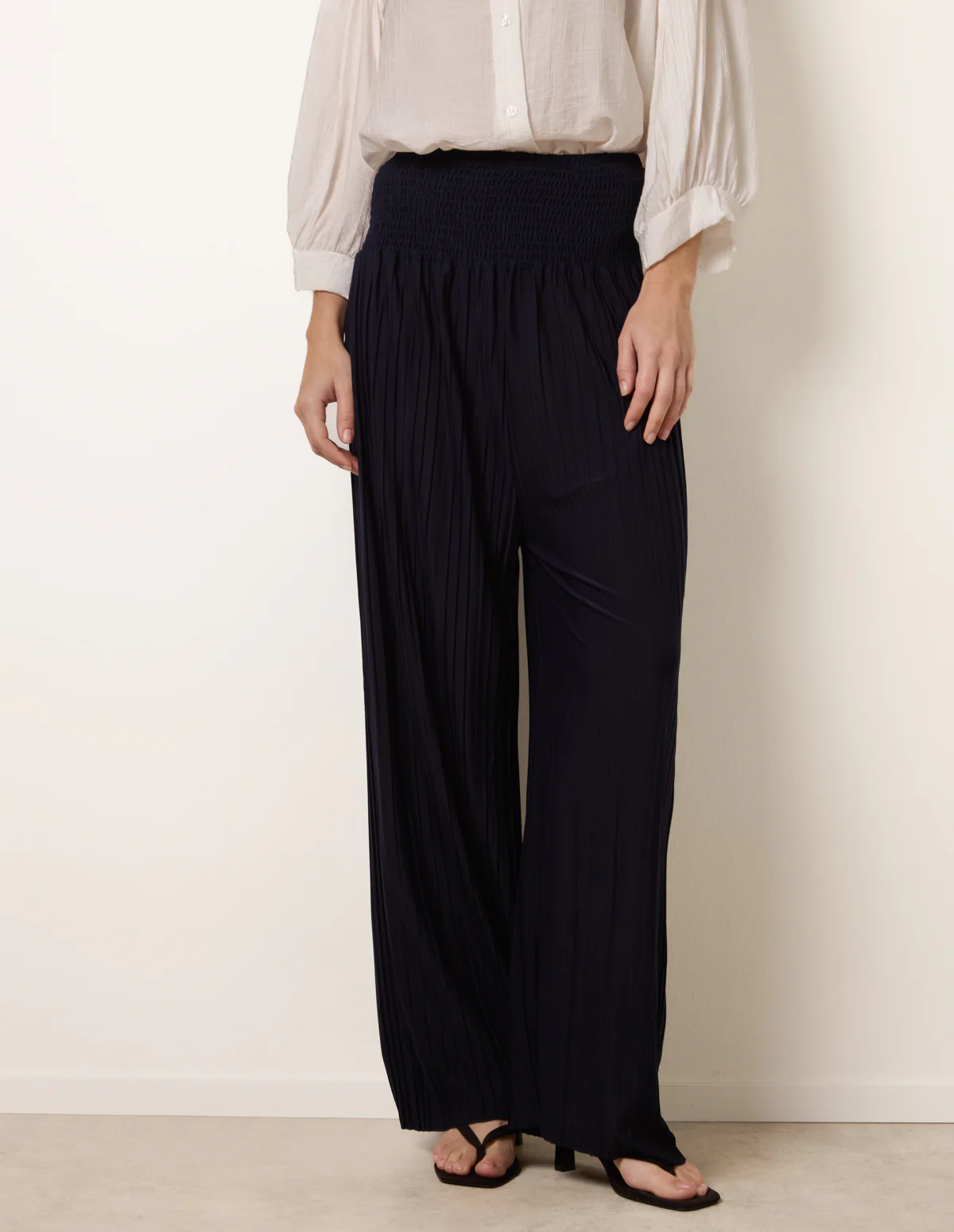 Shirred Waist Pleated Wide Leg Trousers - Image 2