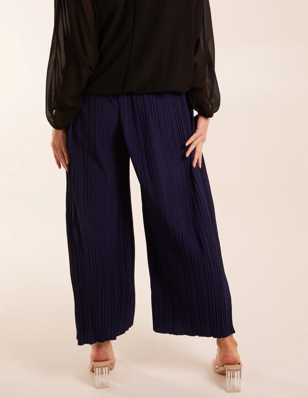 Wide Leg Pleated Trousers - Image 4