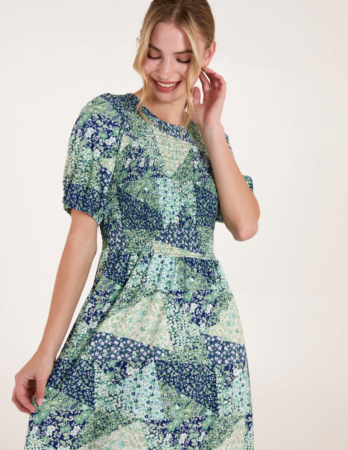 Shirred Bust Puff Sleeve Patchwork Mini Dress - Image 2