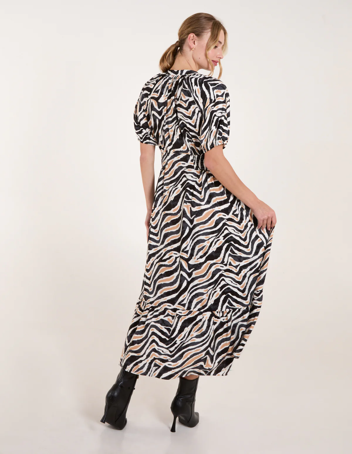 Shirred Waist Button Front Puff Sleeve Midi Dress - Image 4