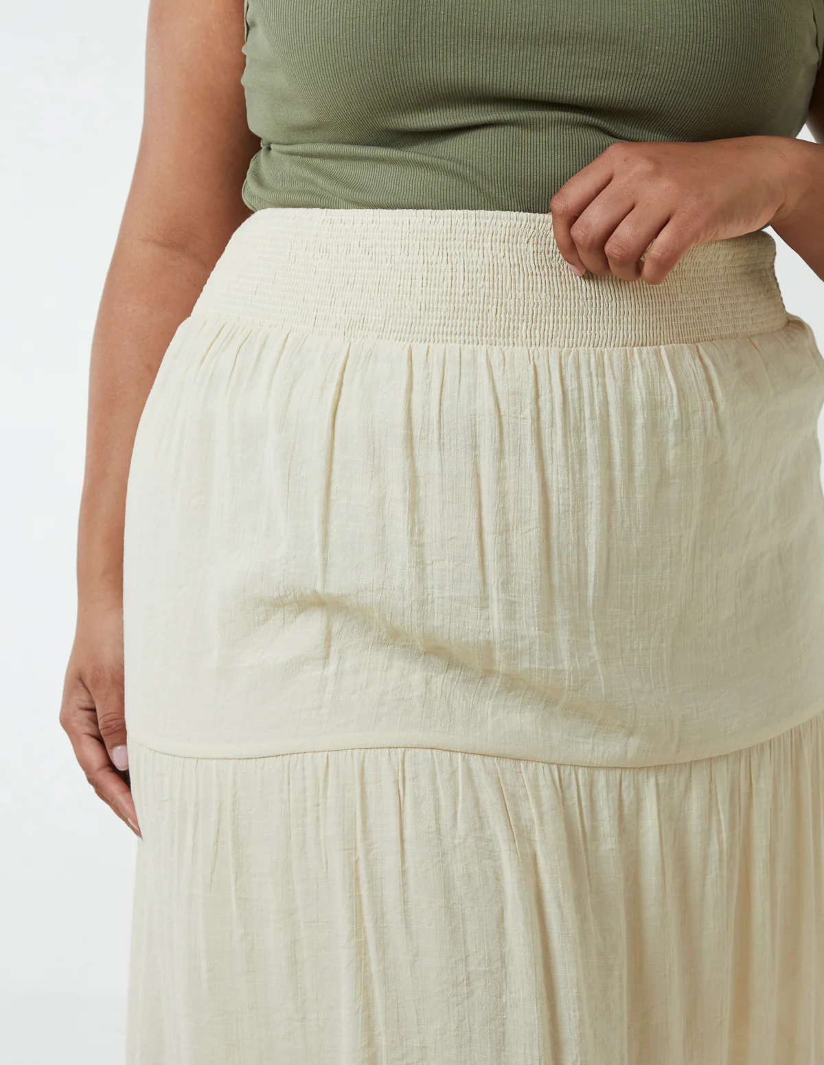 Curve Tiered Shirred Maxi Skirt - Image 3