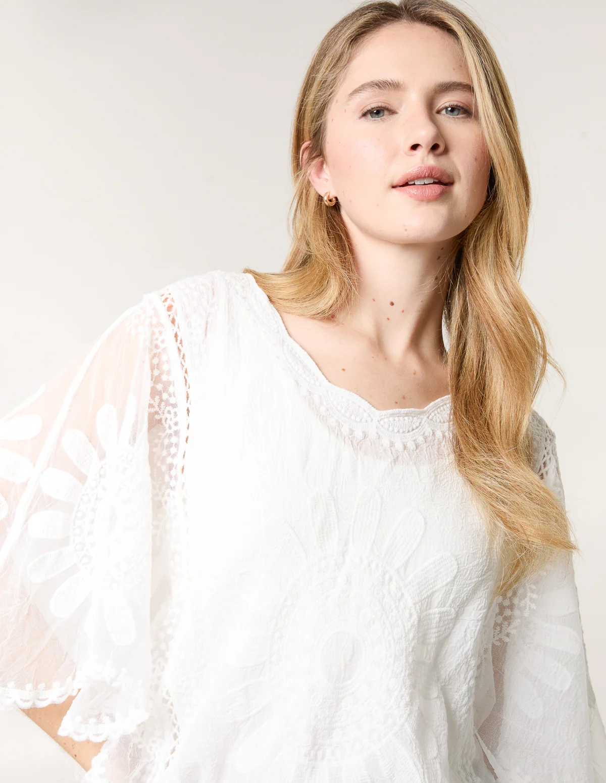 Sun Flower Lace Sleeve Blouse - Image 4